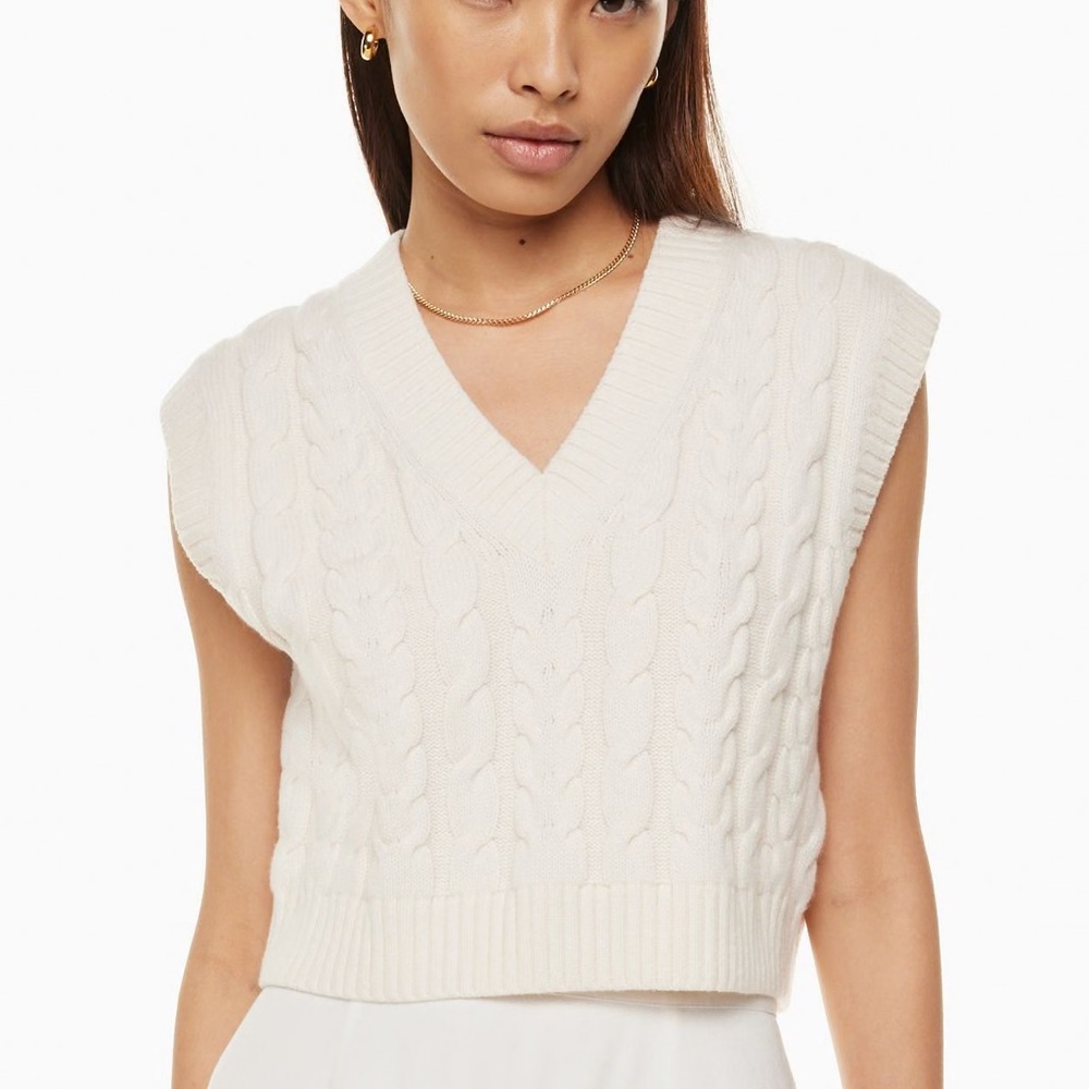 Aritzia Wilfred Ivory Cable Knit Sweater Vest